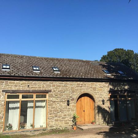 The Stables Villa Hope Bowdler Bagian luar foto