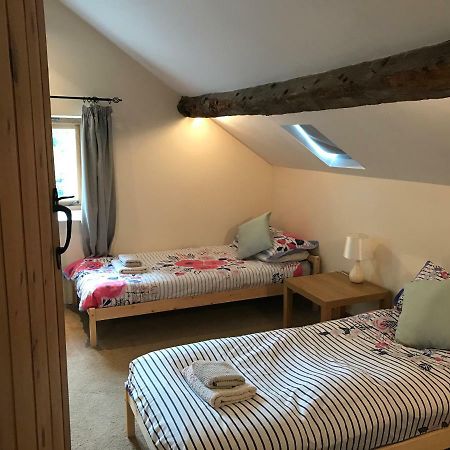 The Stables Villa Hope Bowdler Bagian luar foto